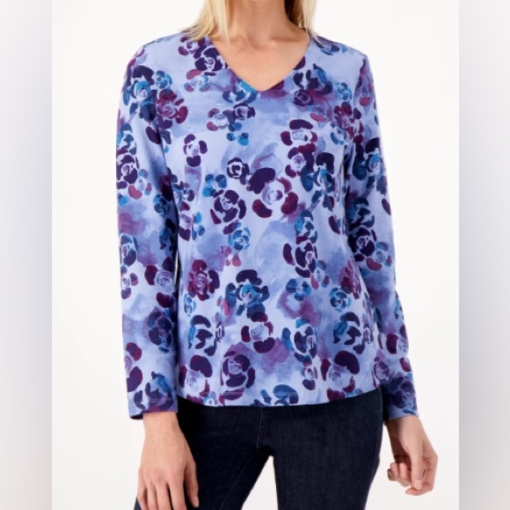 NEW - Denim & Co. Printed Perfect Jersey V-Neck Curved Hem Top A462310 Blue Haze